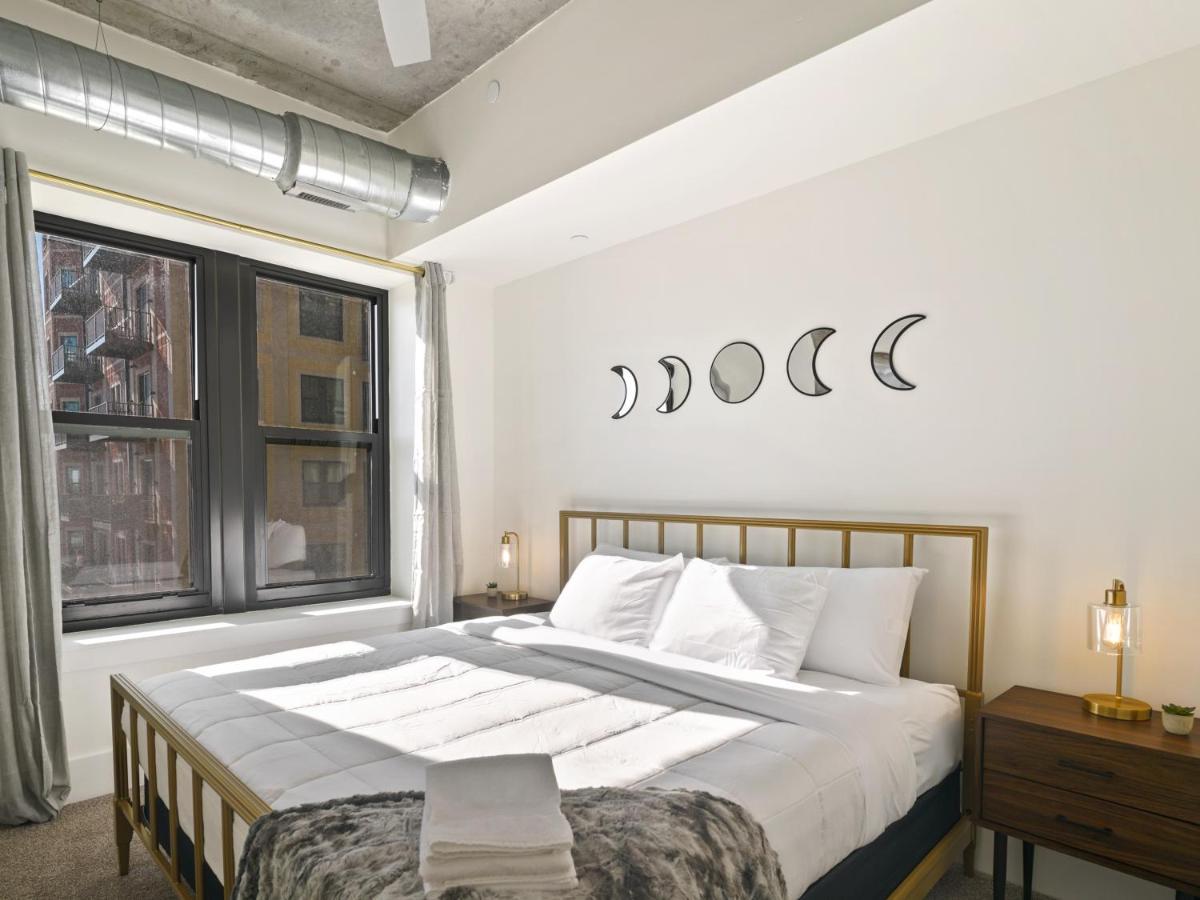 Clover Luxury High-Rise Downtown סאות בנד מראה חיצוני תמונה