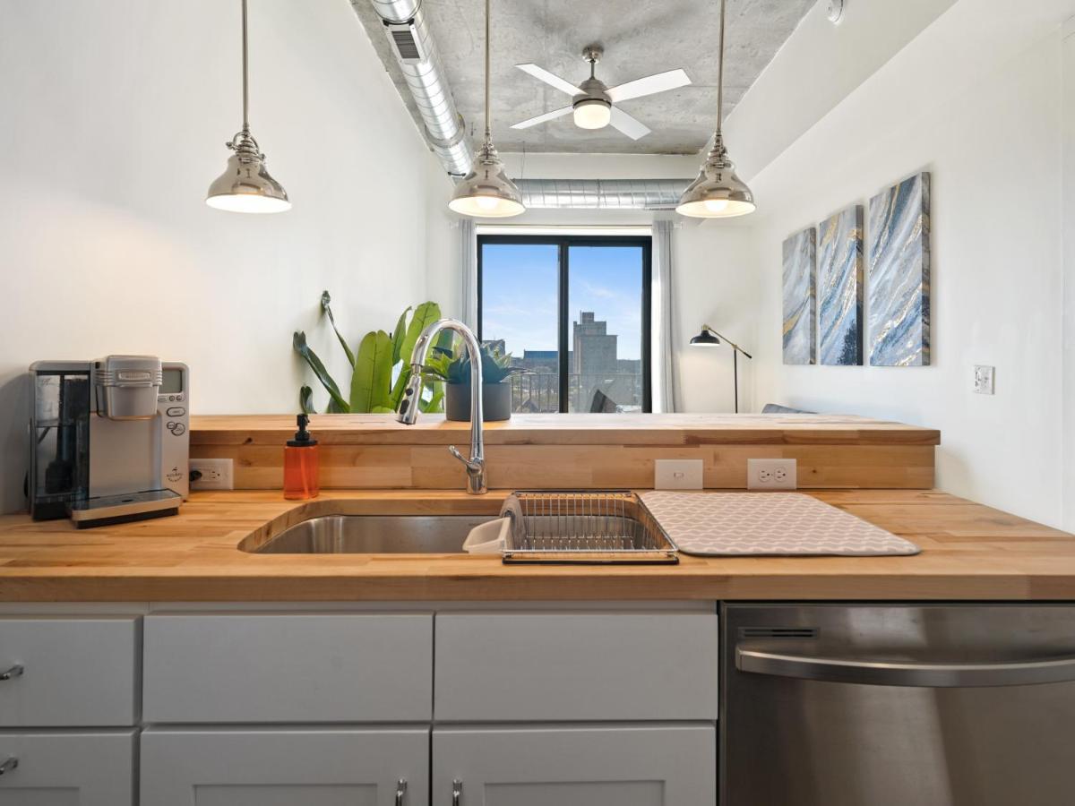 Clover Luxury High-Rise Downtown סאות בנד מראה חיצוני תמונה